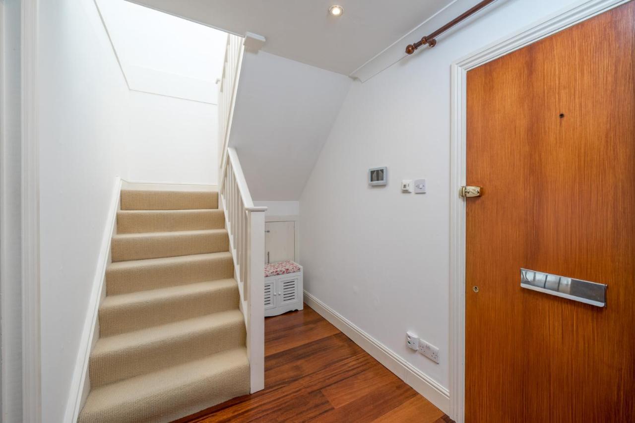 Crossharbour Canary Wharf 2 Bed Duplex Apartment London Exterior photo